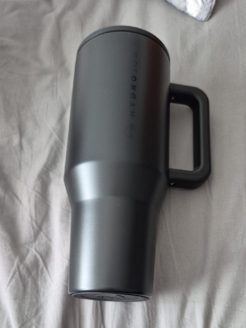 Hydrojug 40oz Traveller Brand New. Matte Black Insulated Travel Mug with Handle